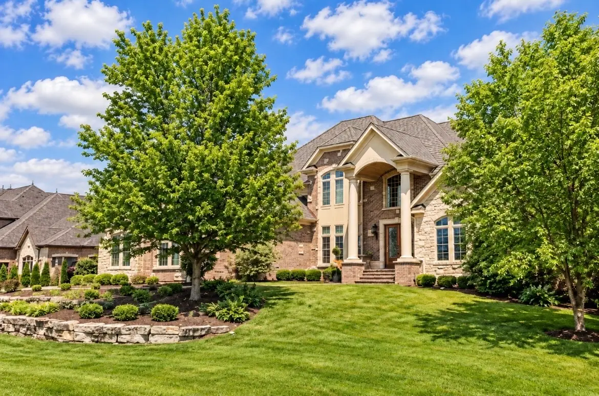 110 Forest Edge Drive, Palos Park, IL 60464 - #1