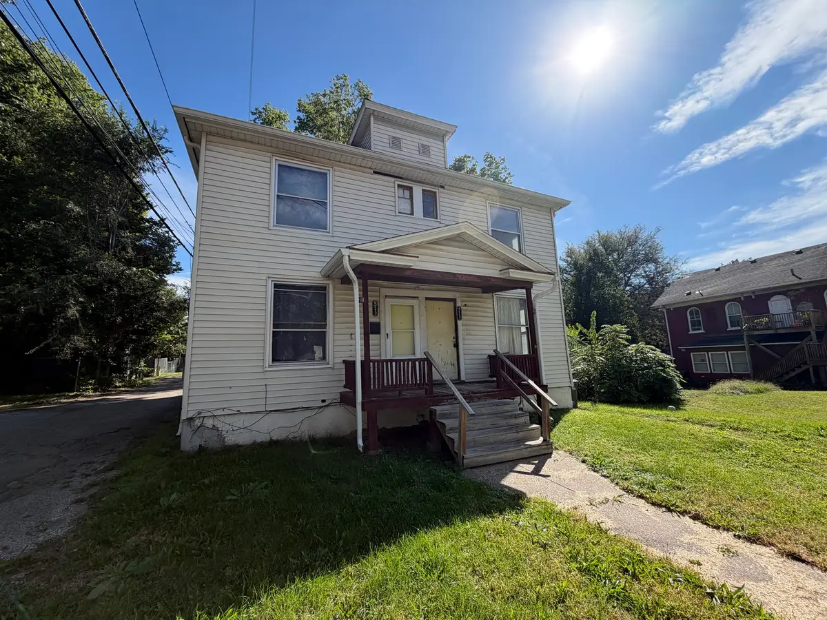 511 Brown Street, Davenport, IA 52802 - #1
