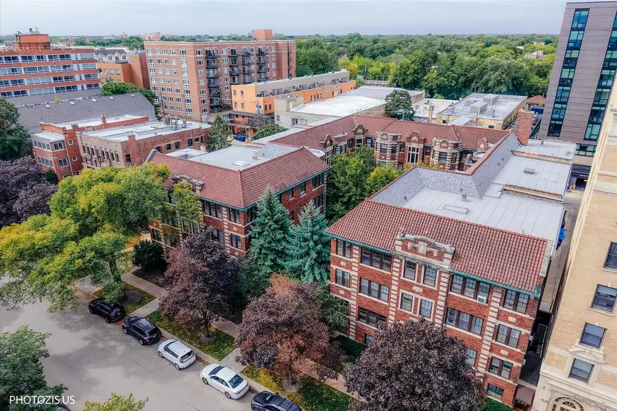 848 Hinman Avenue #2, Evanston, IL 60202 - #3