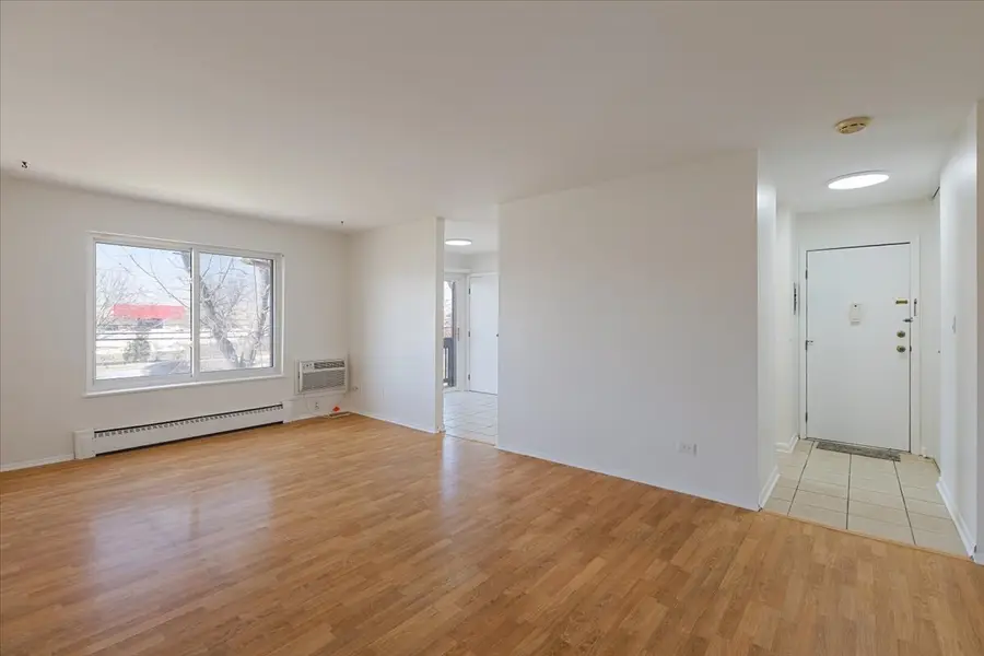 701 S Elmhurst Road #H, Des Plaines, IL 60016 - #2