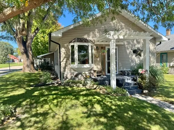 404 E 2nd Street, Oglesby, IL 61348