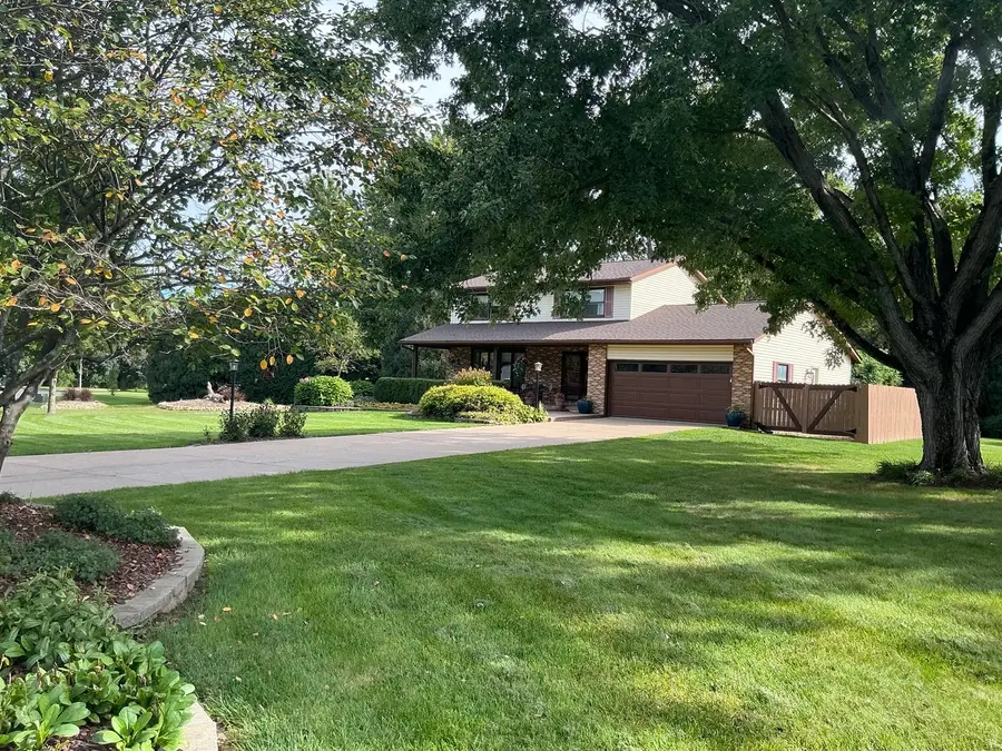 2330 Ridgefield Road, Princeton, IL 61356 - #2