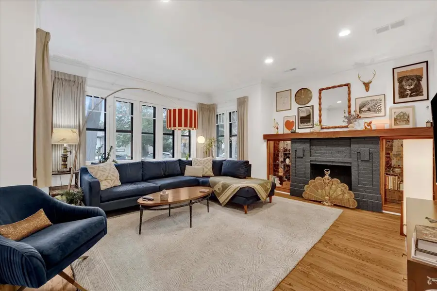 6239 N Campbell Avenue, Chicago, IL 60659 - #3