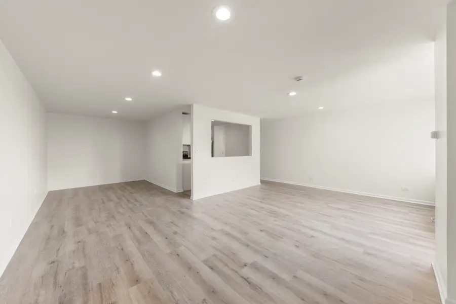 151 N Kenilworth Avenue #4G, Oak Park, IL 60301 - #3