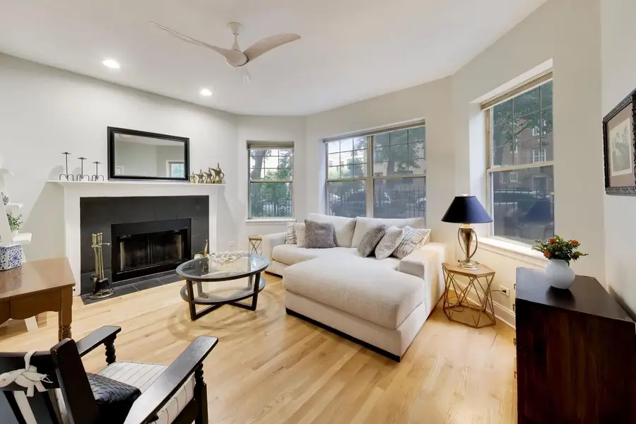 4018 N Mozart Street #1N, Chicago, IL 60618 - #3