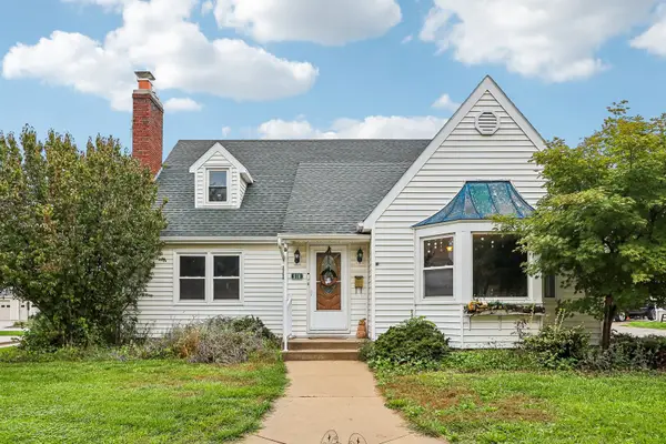 510 E Main Street, Waterford, WI 53185