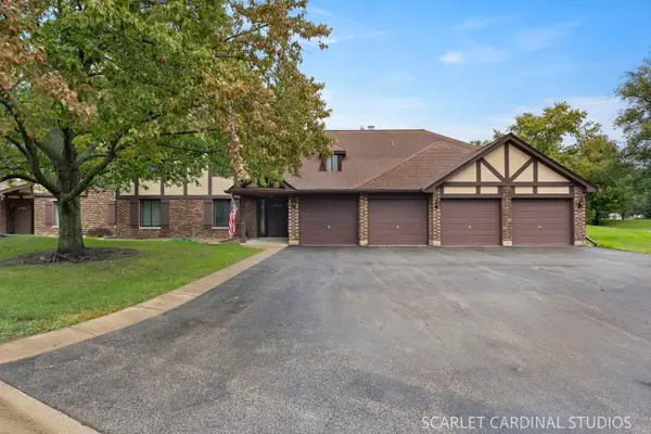 1773 Gloucester Court #A, Wheaton, IL 60189