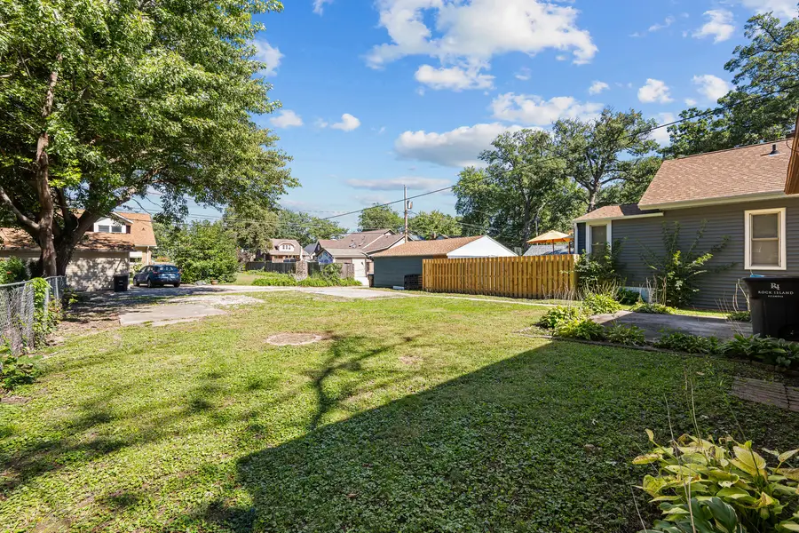 2523 23rd Avenue, Rock Island, IL 61201 - #3