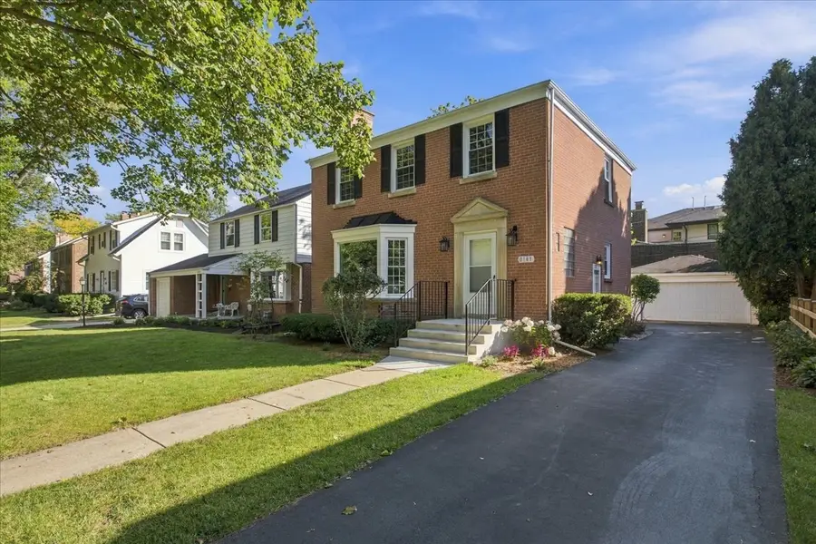 2107 Lincolnwood Drive, Evanston, IL 60201 - #2