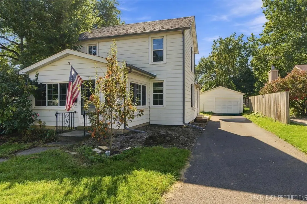 530 E Wilson Street, Batavia, IL 60510 - #1