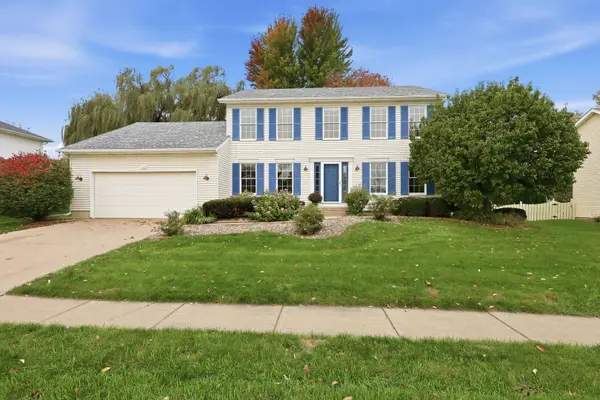 5104 Fox Ridge Road, Bettendorf, IA 52722