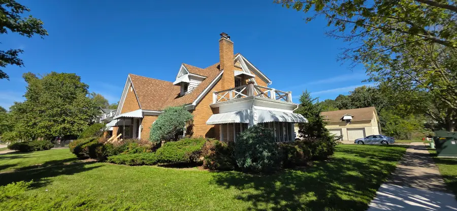 302 Washington Street, Algonquin, IL 60102 - #3