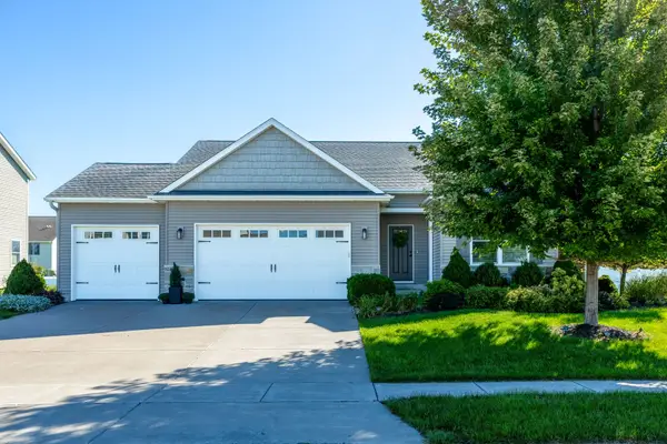 5659 Idaho Drive, Bettendorf, IA 52722