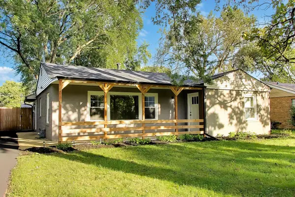 48 N Pleasant Road, Lake Zurich, IL 60047