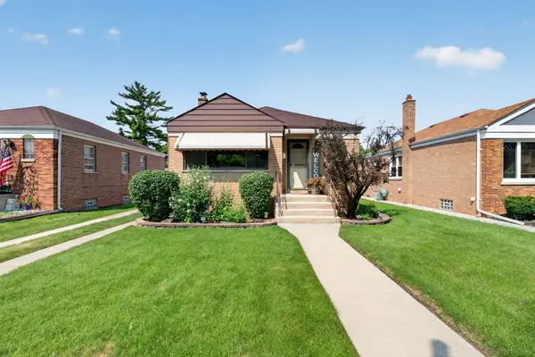 9628 S Utica Avenue, Evergreen Park, IL 60805