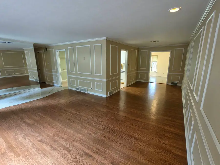 8634 Drake Avenue, Skokie, IL 60076 - #2
