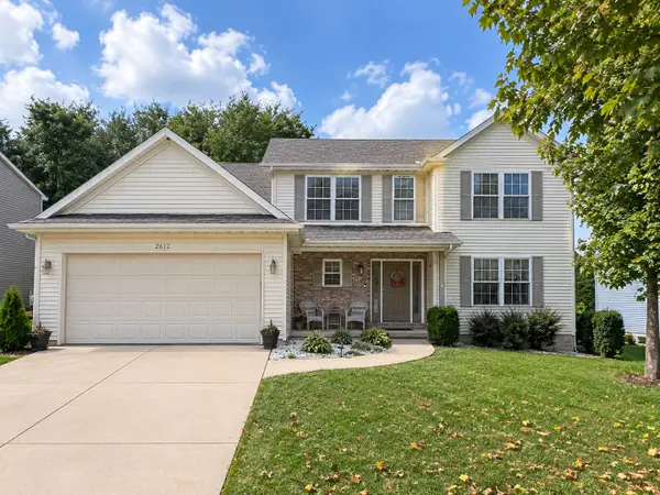 2612 Grey Fox Trail, Bloomington, IL 61705