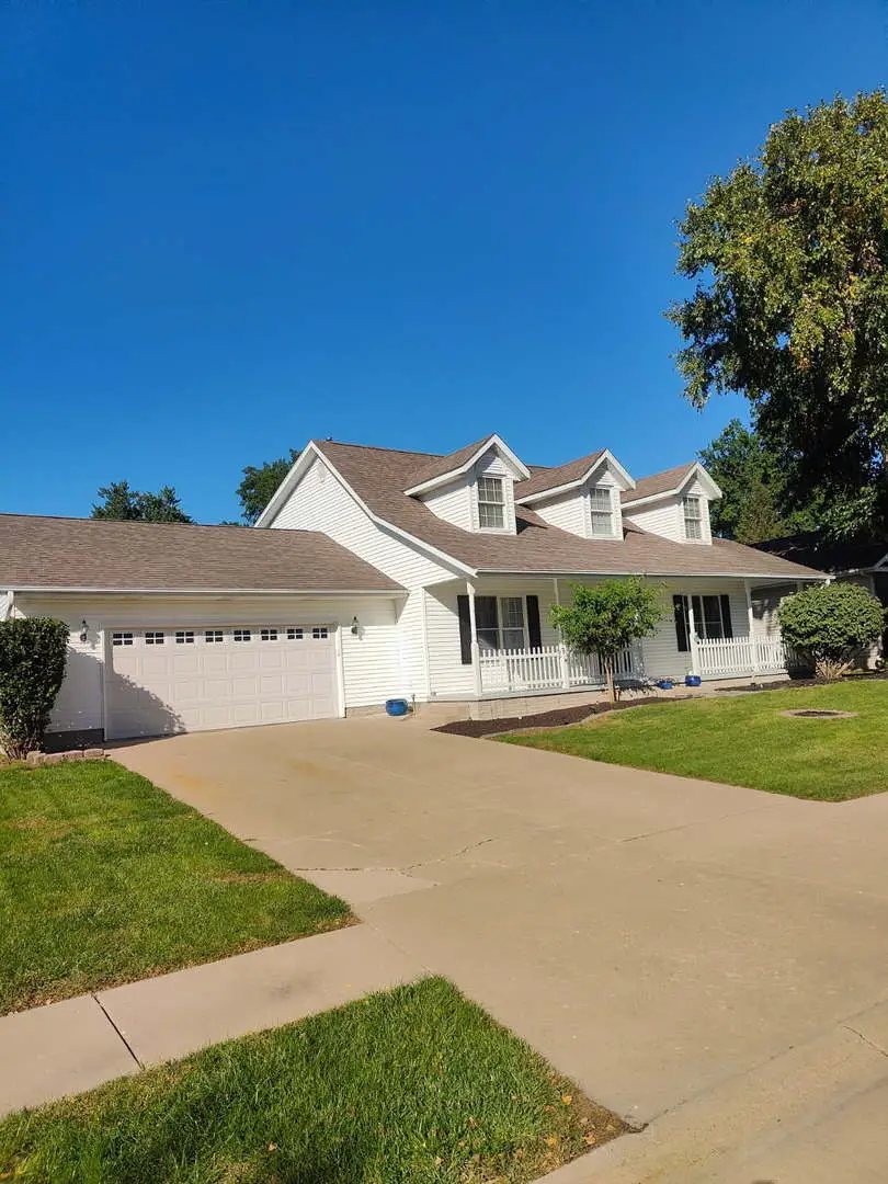 905 25th Avenue Court, Silvis, IL 61282 - #3