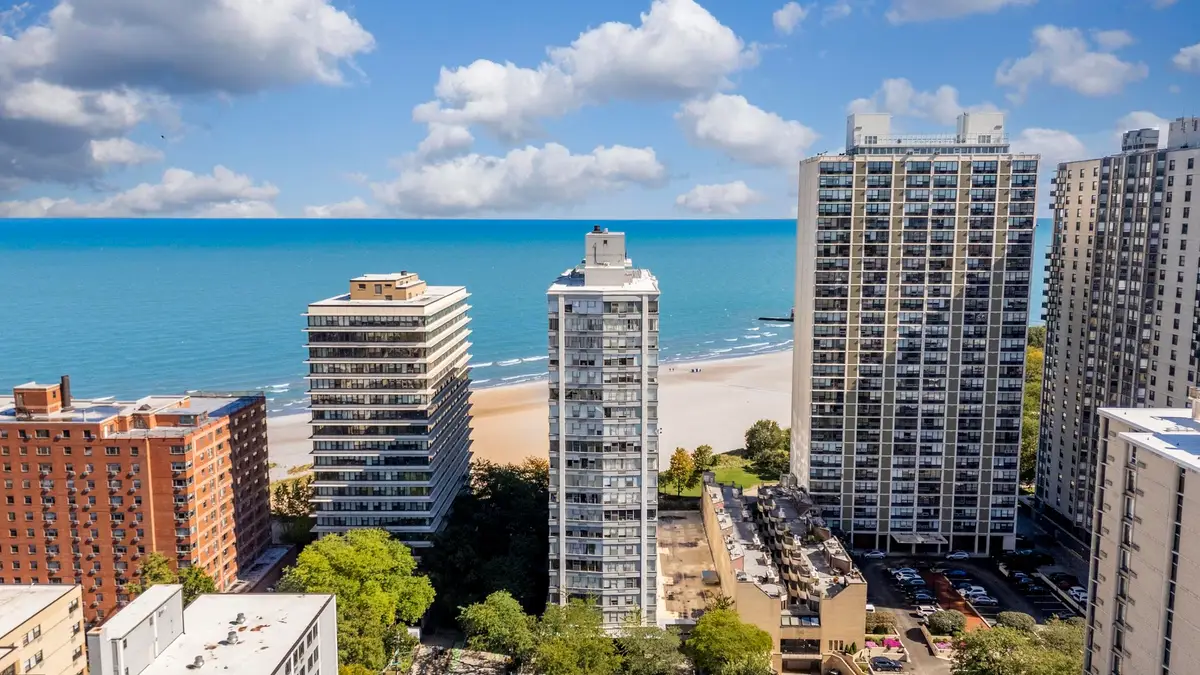 5757 N Sheridan Road #19D, Chicago, IL 60660 - #1