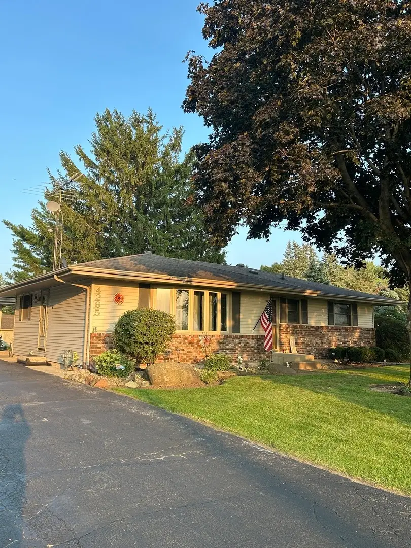 4265 Town Hall Road, Belvidere, IL 61008 - #1