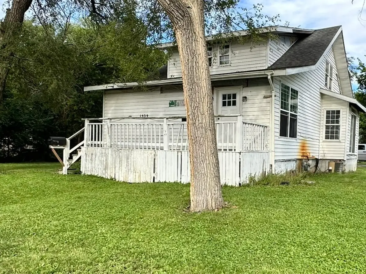1702 Guion Street, Ottawa, IL 61350 - #1