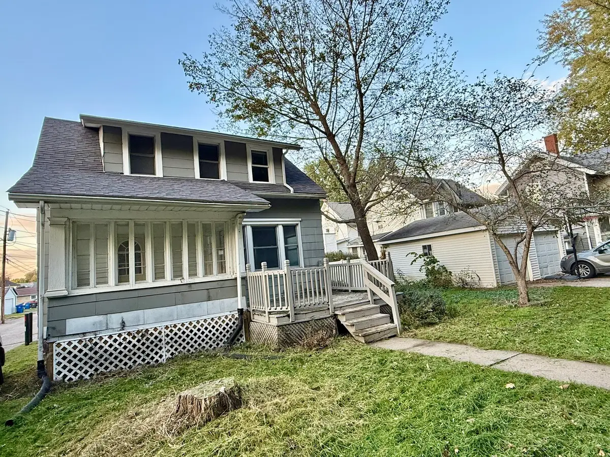 4519 5th Avenue, Rock Island, IL 61201 - #1