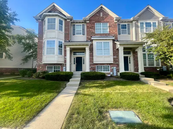 1736 Persimmon Street, Hanover Park, IL 60133
