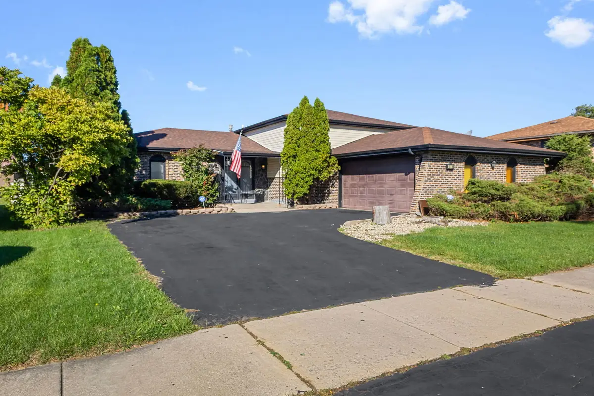 416 S Harper Avenue, Glenwood, IL 60425 - #1