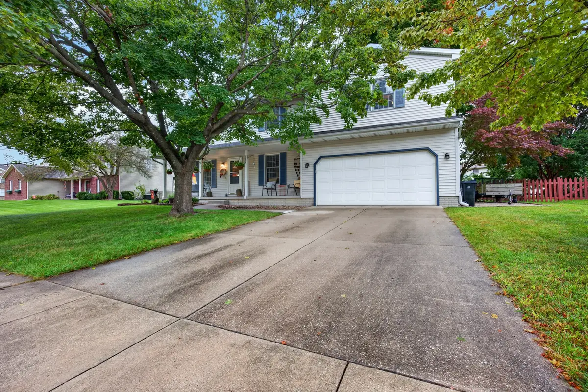 1208 Royal Pointe Drive, Bloomington, IL 61704 - #1