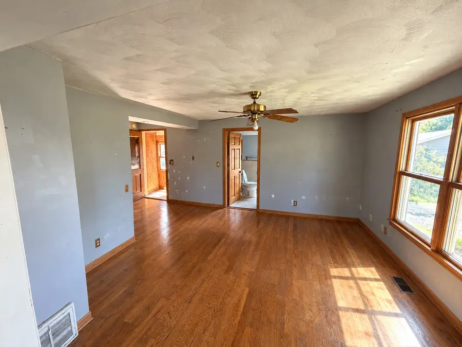 1915 Deerpass Road, Marengo, IL 60152 - #3