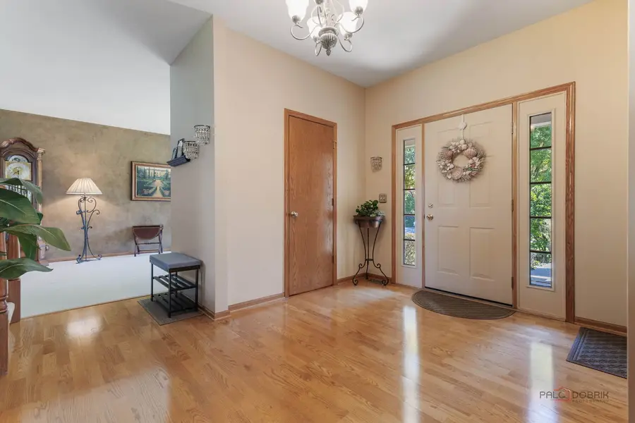 1490 Pheasant Trail Court, Hoffman Estates, IL 60192 - #2