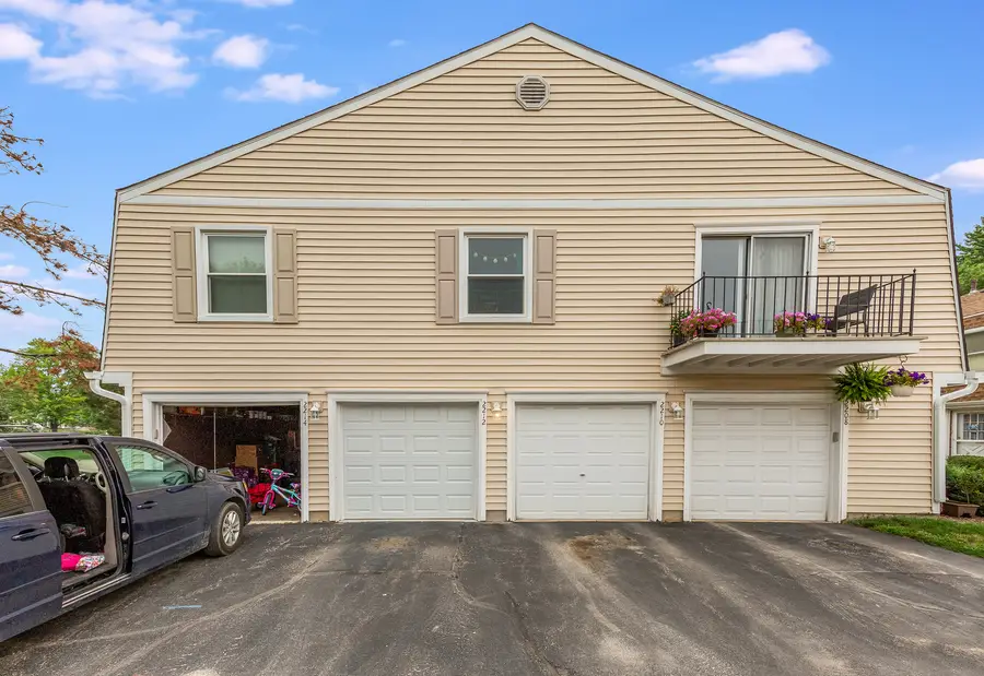 2212 Cardinal Court, Schaumburg, IL 60194 - #2