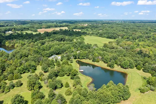 7202 River Road, Iuka, IL 62849