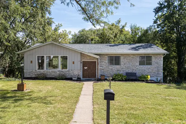 31 Park Avenue, Park View, IA 52748