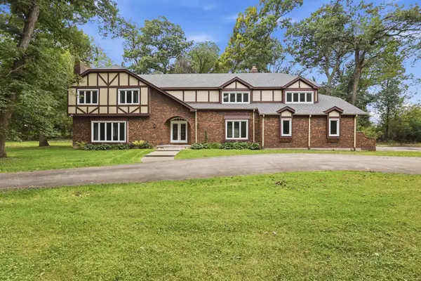 4 Auburn Lane, Barrington Hills, IL 60010