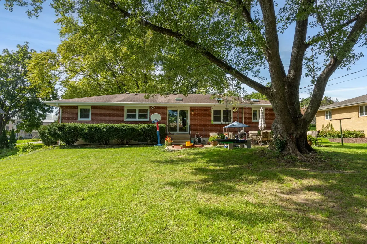 3720 Spring Grove Road, Johnsburg, IL 60051 - #1