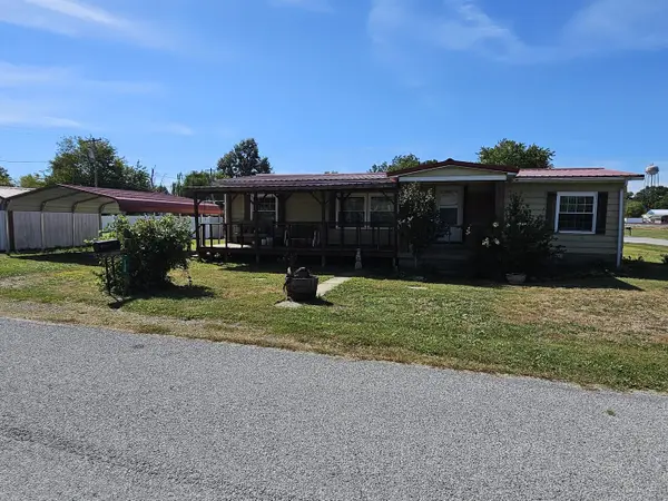100 S East Street, Woodlawn, IL 62898