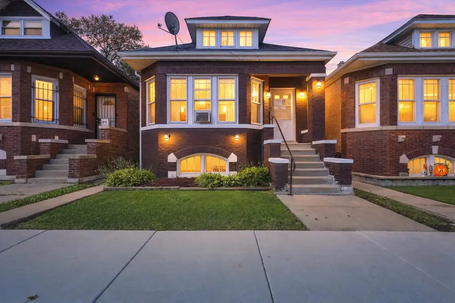 5708 S Richmond Street, Chicago, IL 60629 - #3