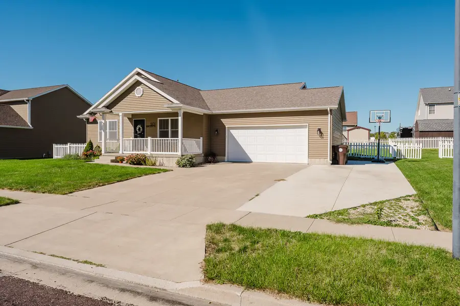 501 Newcastle Drive, Mackinaw, IL 61755 - #2