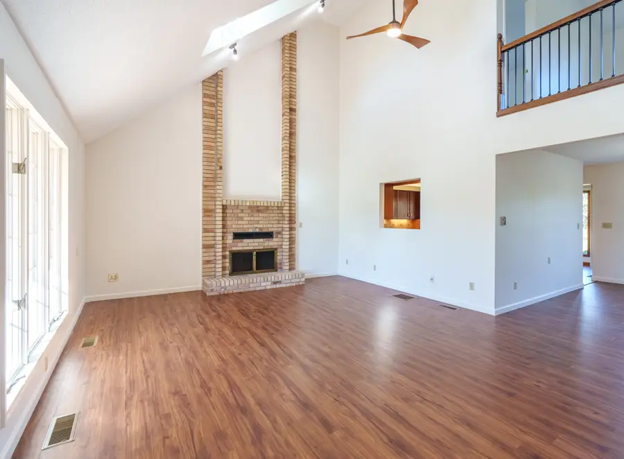 17046 N Tolle Lane, Mount Vernon, IL 62864 - #2