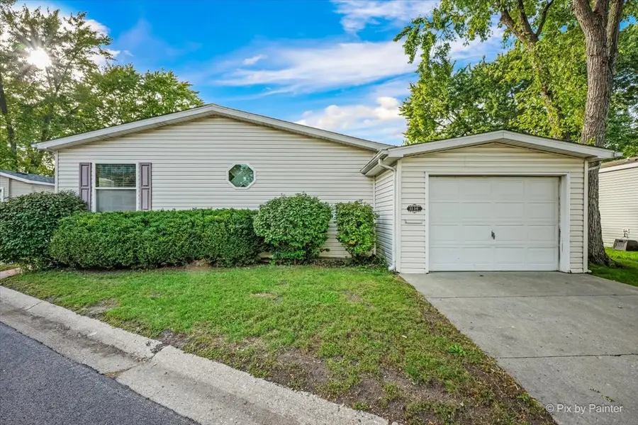 1130 Country Club Road, Elgin, IL 60123 - #3