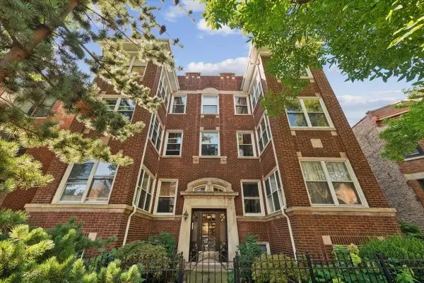 1455 W Rascher Avenue #2W, Chicago, IL 60640