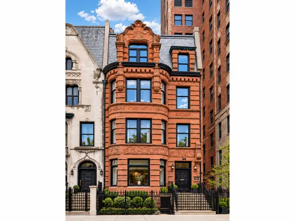 75 E Elm Street, Chicago, IL 60611