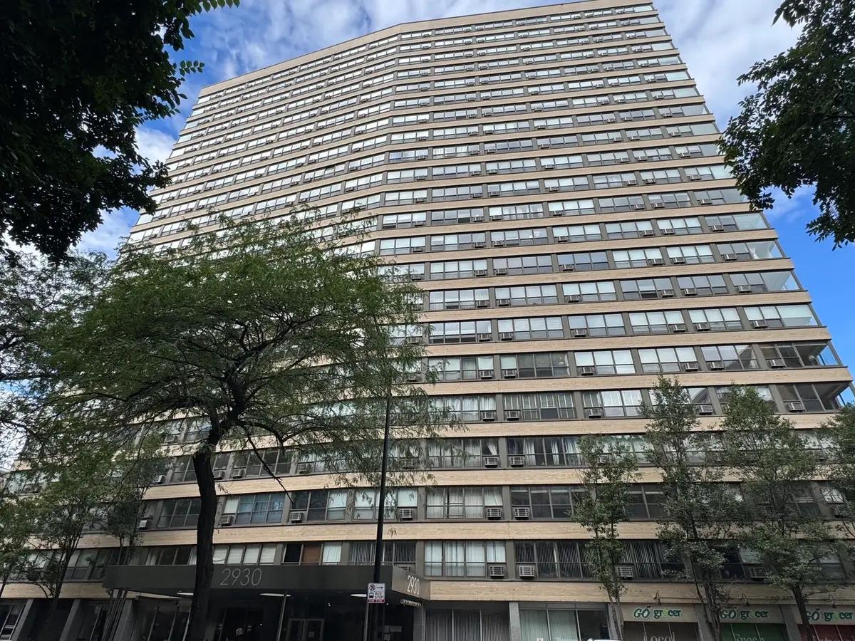 2930 N Sheridan Road #2201, Chicago, IL 60657 - #1