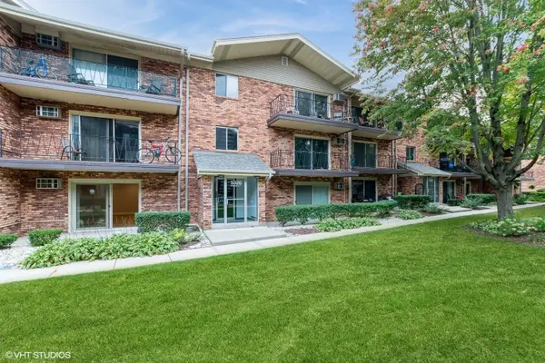 5326 Waterbury Lane #1002, Crestwood, IL 60418
