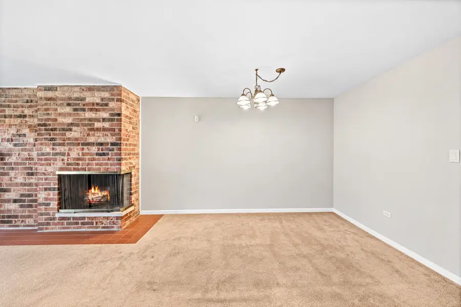 1049 W Ogden Avenue #207, Naperville, IL 60563 - #3