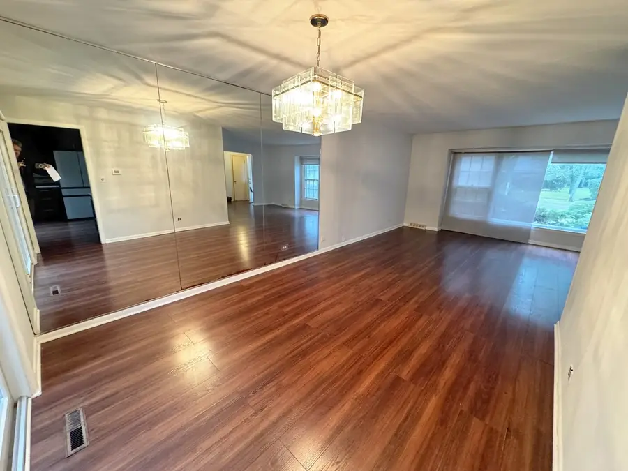 1935 Birch Road, Northbrook, IL 60062 - #2