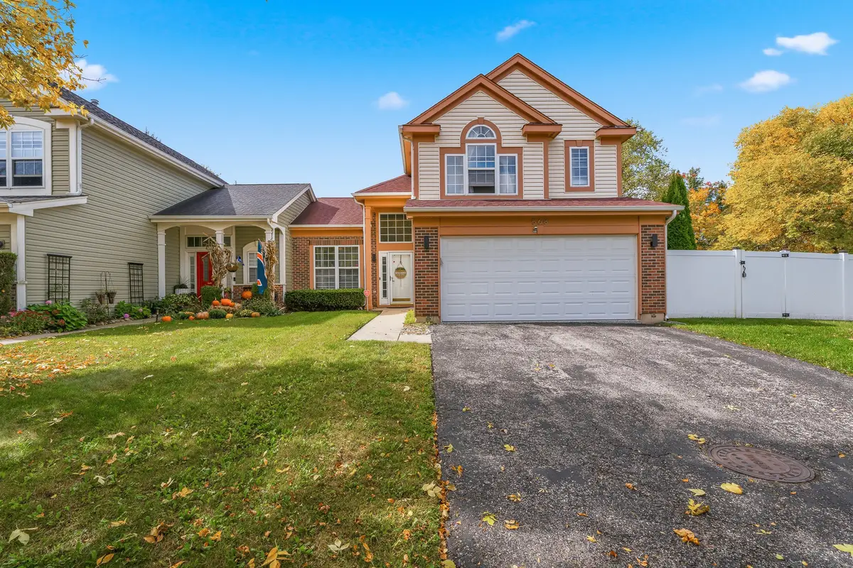 568 Cambridge Drive, Grayslake, IL 60030 - #1