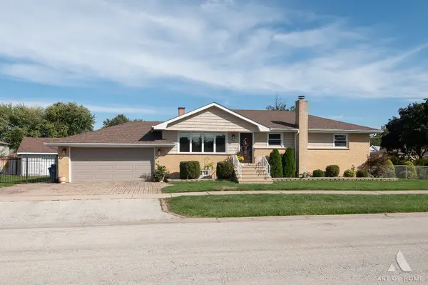 5858 W 82nd Street, Burbank, IL 60459