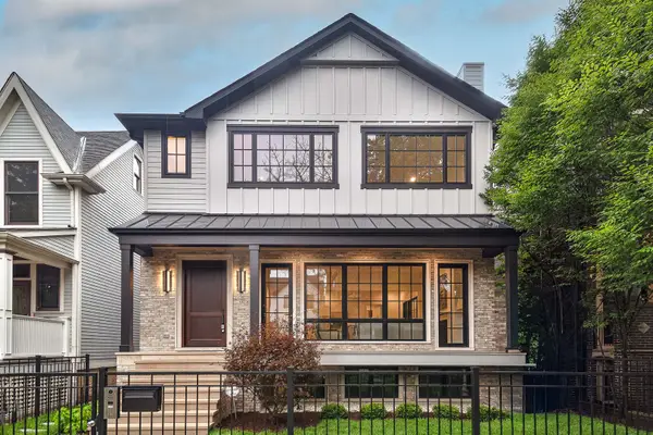 1907 W Cuyler Avenue, Chicago, IL 60613